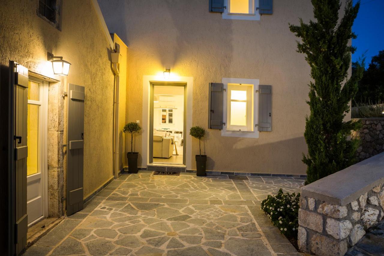 Villa Andromahi Фискардо Екстериор снимка